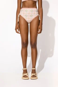 Della bikinitrosa