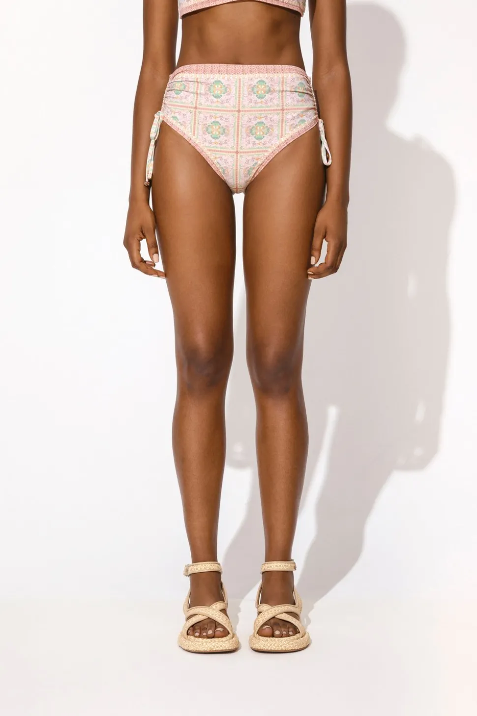 Della bikinitrosa