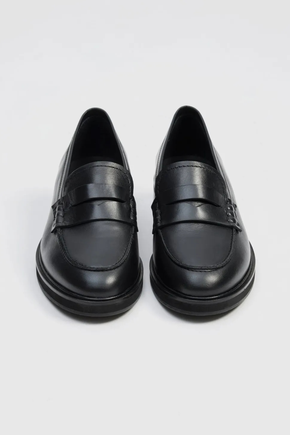 Leona loafers